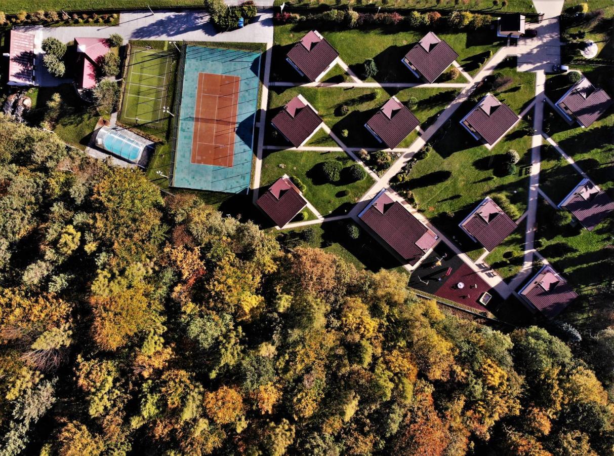 Ponikiew Resort Wadowice Exteriör bild