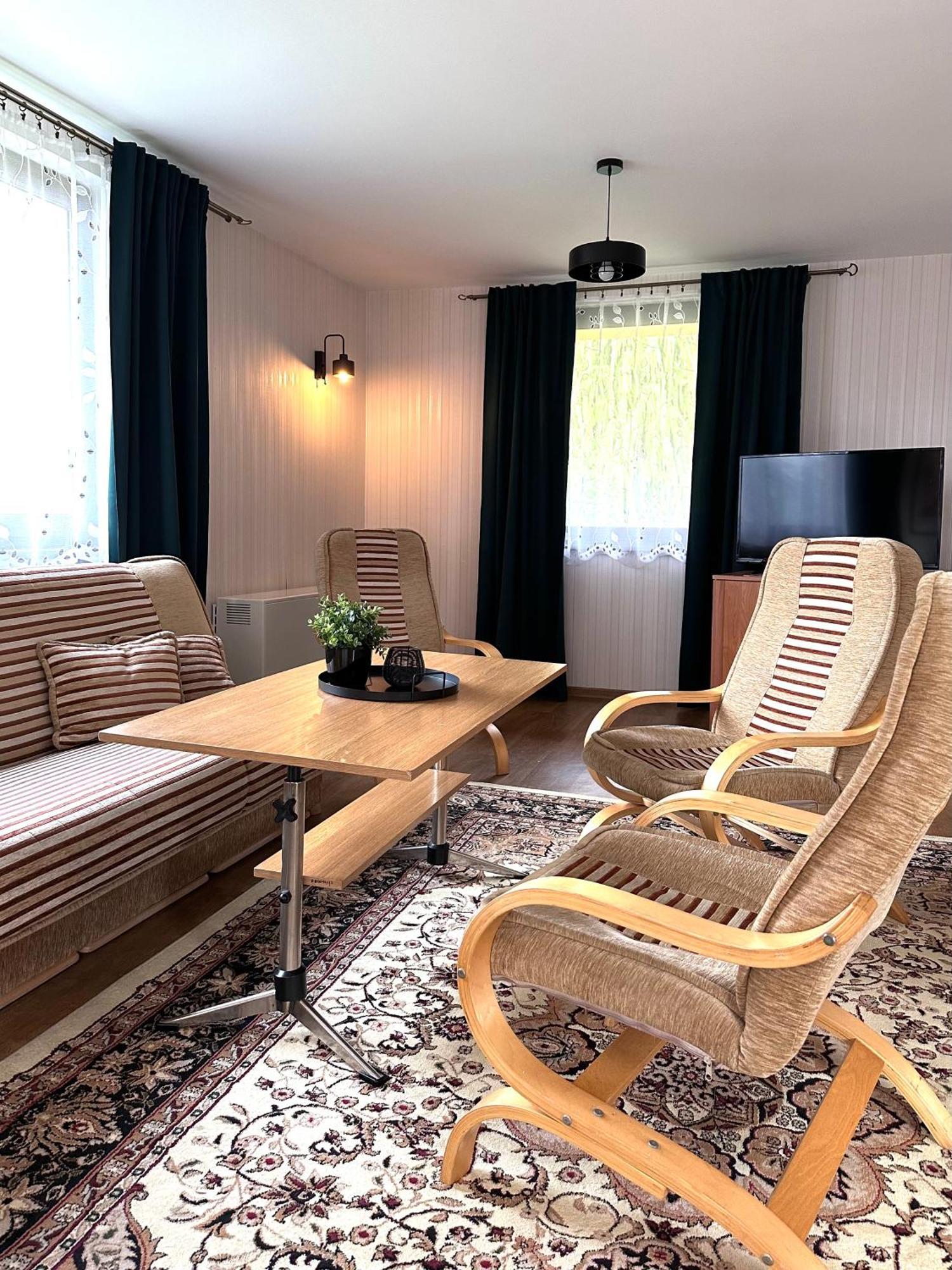 Ponikiew Resort Wadowice Exteriör bild