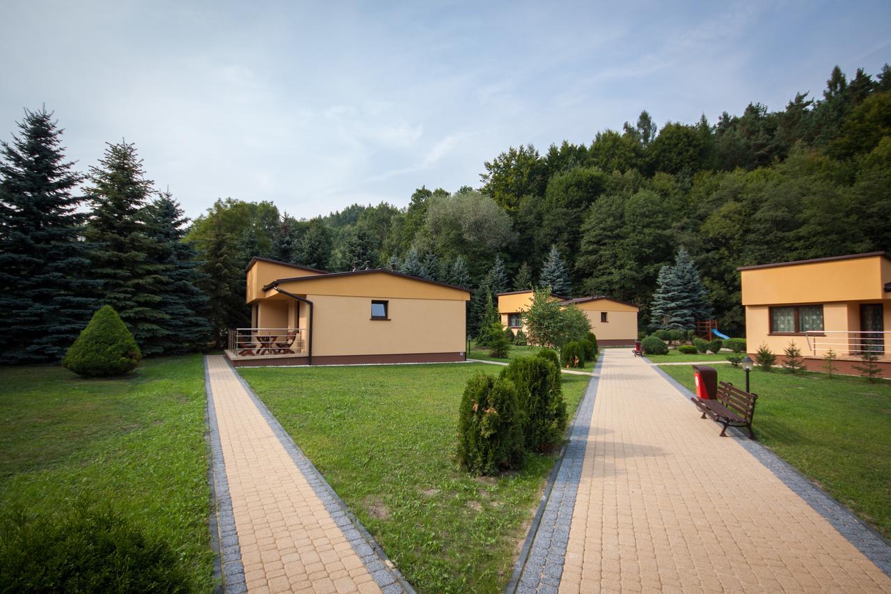 Ponikiew Resort Wadowice Exteriör bild